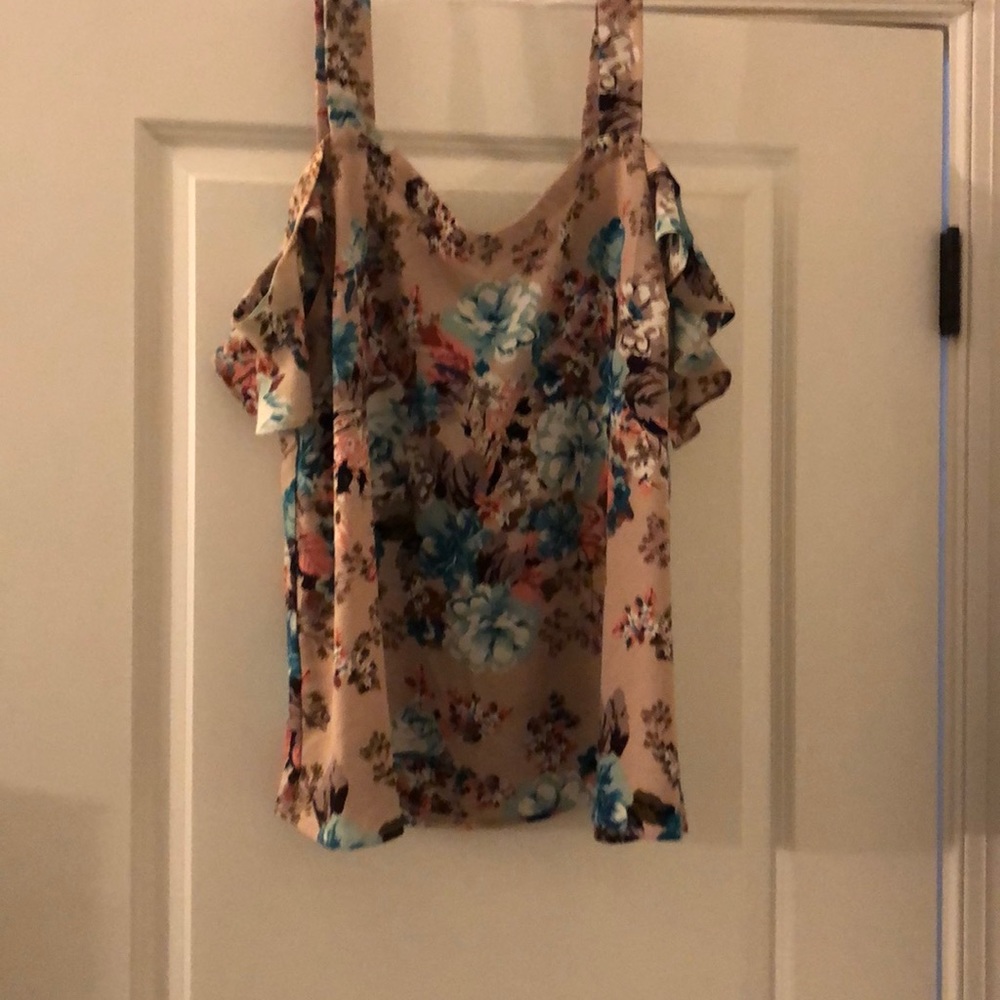 Cold shoulder floral top